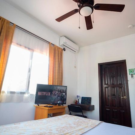 Apart Hotel La Trejo 圣佩德罗苏拉 外观 照片